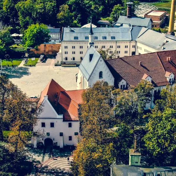 Zamek Piastowski w Raciborzu,位于拉齐布日的酒店