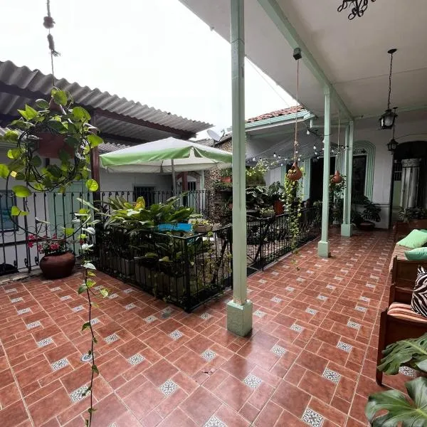 Sandalio Hostal Cali，位于卡利的酒店