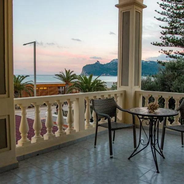 Hotel La Villa Del Mare，位于卡利亚里的酒店
