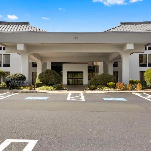 Hampton Inn by Hilton Milford，位于米尔福德的酒店