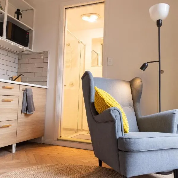 Cosy and Pet Friendly Blackheath Studio 2，位于黑荒地的酒店