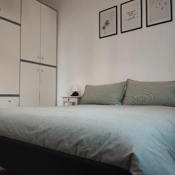 Casa LuSi - Appartamento Pietro，位于Stropino的酒店