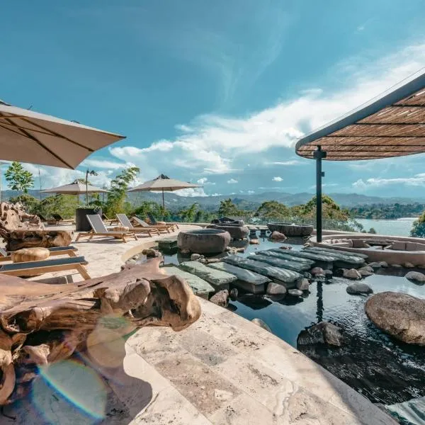 The Brown, Guatape, Autograph Collection，位于瓜塔佩的酒店