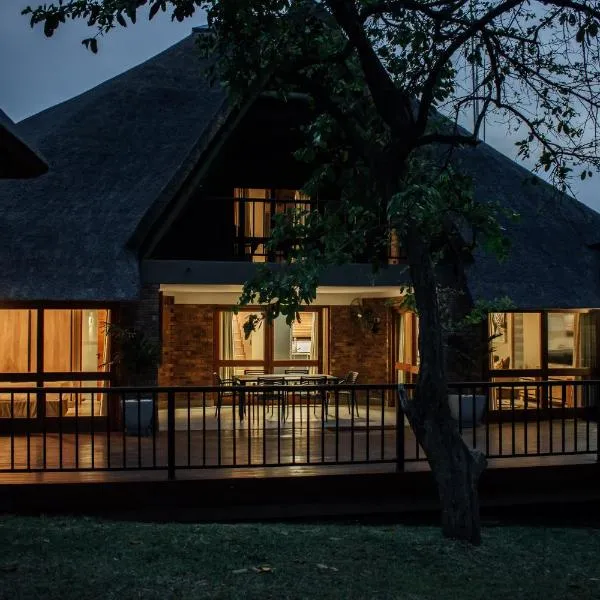 DUBE SAFARI LODGE at Kruger Park Lodge，位于雾观的酒店