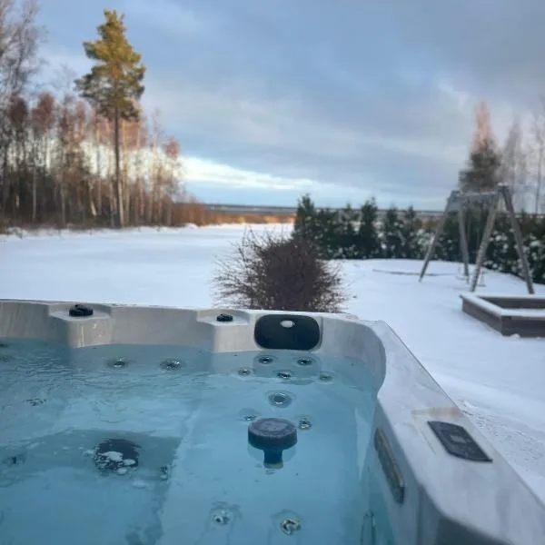 Log cabin of peace，位于奥卢的酒店