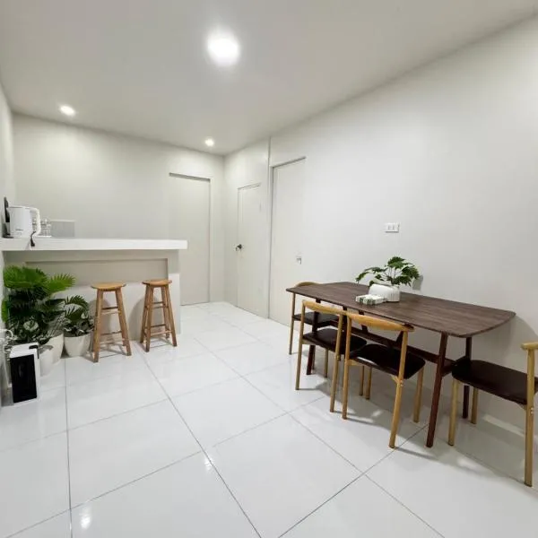 KM Suites 2BR Unit Near San Juan LU,位于圣费尔南多的酒店