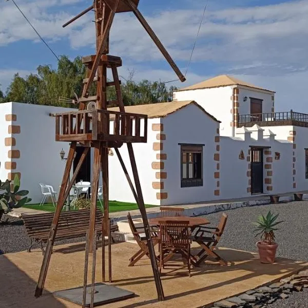 Casa La Molina C，位于Triquivijate的酒店