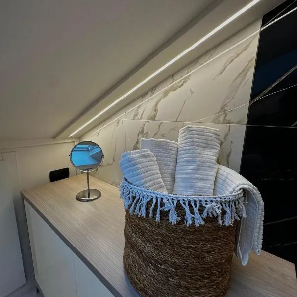 G house，位于莱尼的酒店