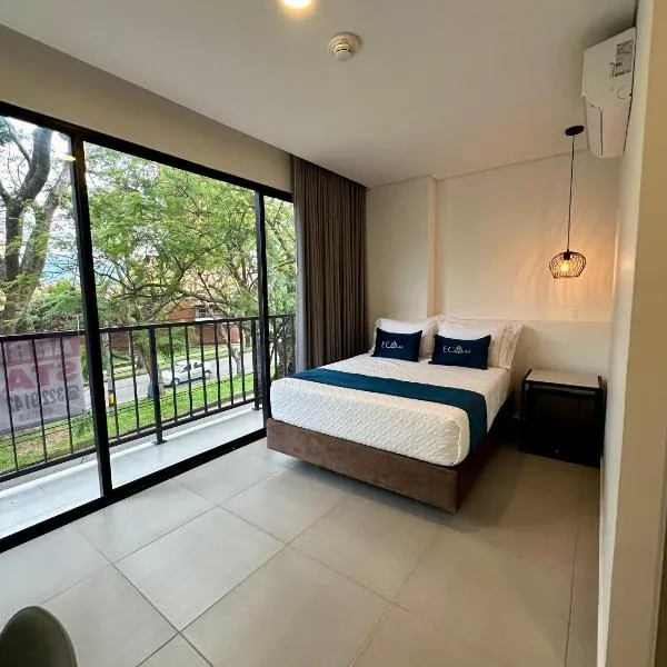 Hotel ECO 44,位于麦德林的酒店
