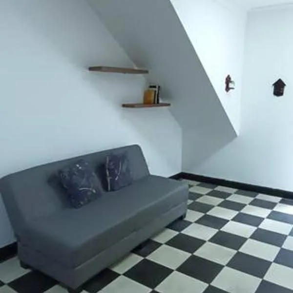 Apartamento Amoblado amplio y confortable, excelente ubicación "MELAO"，位于帕尔米拉的酒店