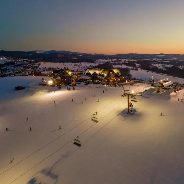 Złoty Groń Resort & Spa，位于什切尔克的酒店