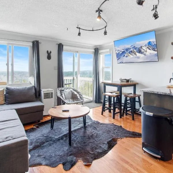 ML194 1st Floor No Elevator Great Views Deck WiFi，位于斯诺肖的酒店