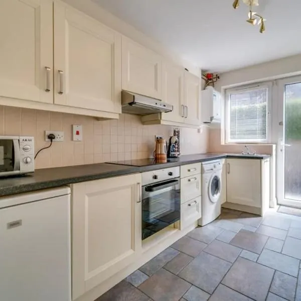 Spacious, central and illuminated home Dublin 6，位于Cluain Aodha的酒店