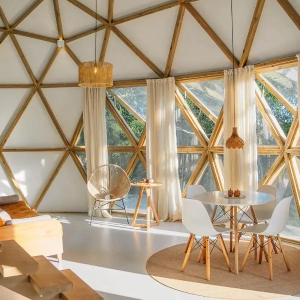 Domo Pataxi Corumbau，位于哥隆巴奥的酒店