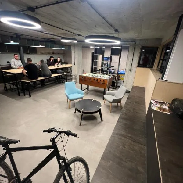 Vibe Station Loft by Zazi，位于布拉迪斯拉发的酒店
