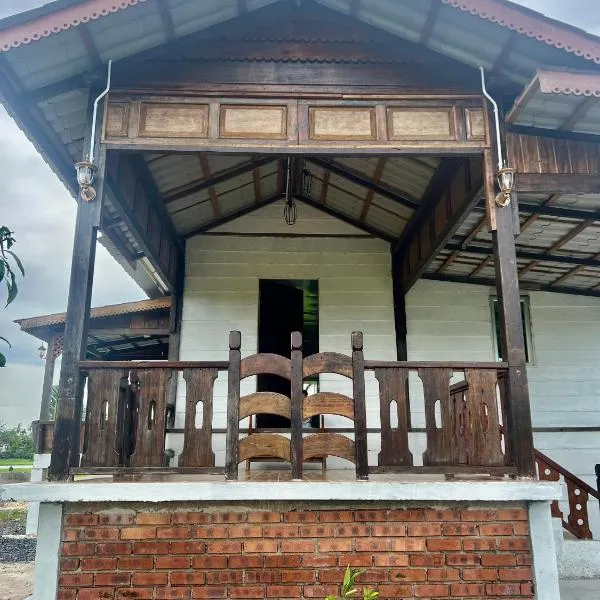 Homestay Denai 2 Harummanis，位于Simpang Empat的酒店
