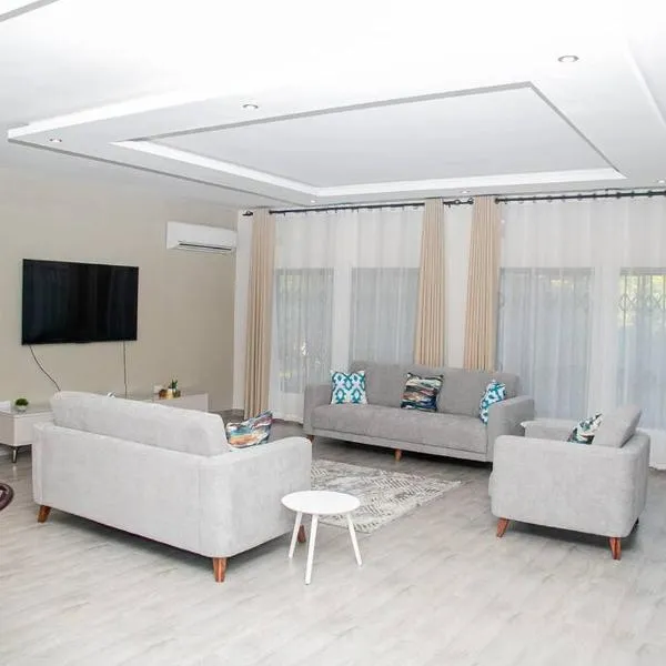 Home 458 Easy Stay，位于卢萨卡的酒店