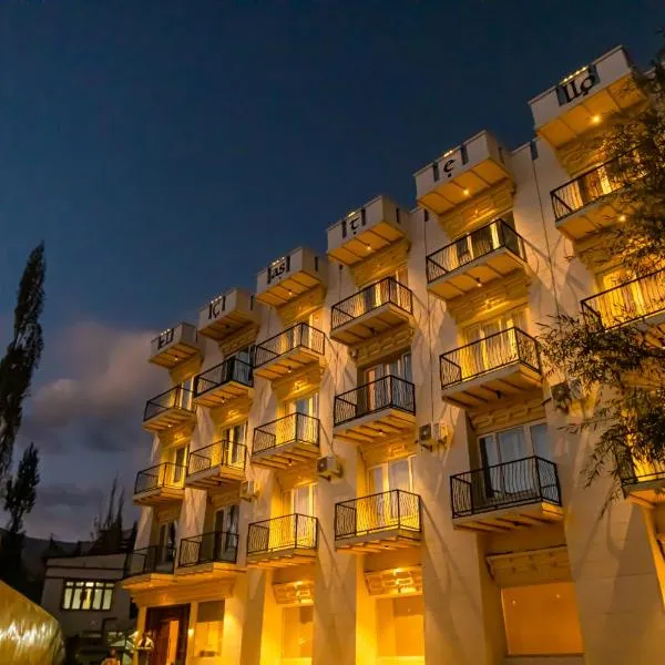 Hotel El Castello，位于列城的酒店