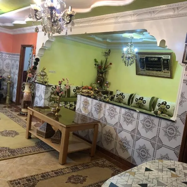 Charming quiet appartement, very good location，位于Sidi Slimane的酒店