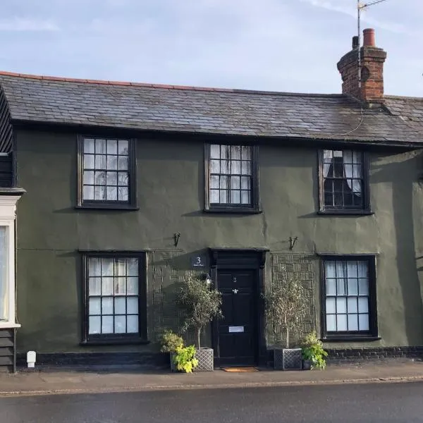 Susies Place，位于萨克斯特德的酒店