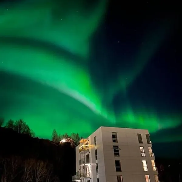 Centrum of Bodø near Aeroport and Port to Lofotens，位于波多的酒店