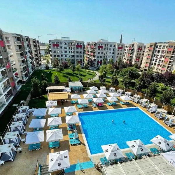 Alex Mnl Lux Apartment free parking D12，位于布加勒斯特的酒店