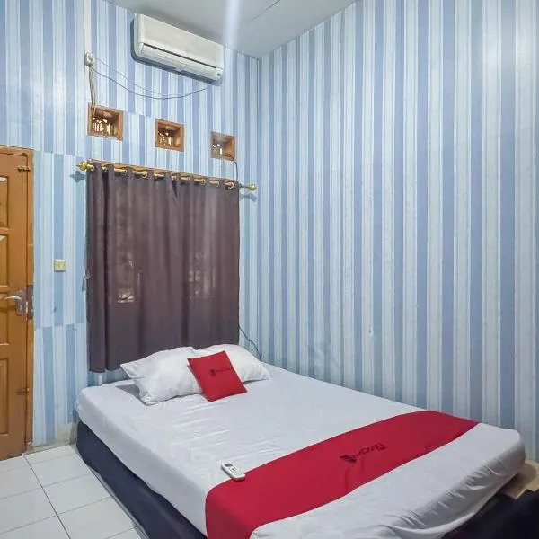 RedDoorz at Kuning GH Jatinangor，位于Sayang的酒店