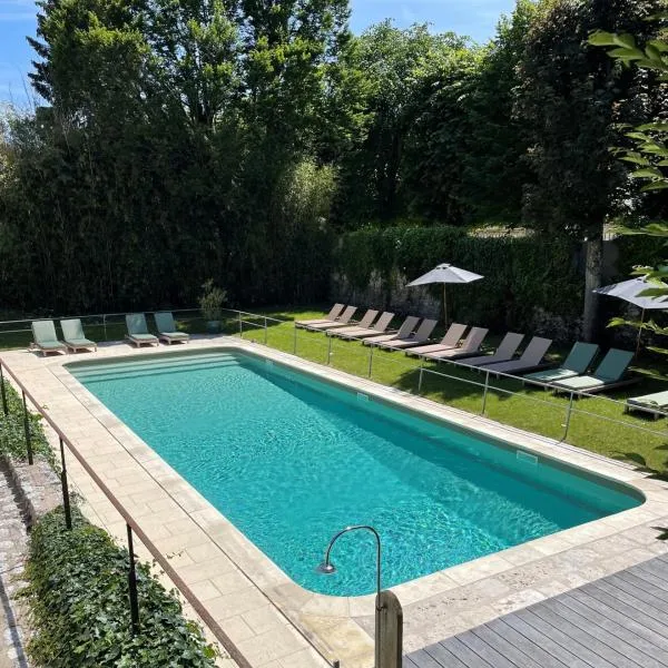 Hostellerie de l'Écu de Bretagne，位于博让西的酒店