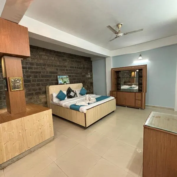 Master room pvt garden by Vanasthali，位于卡绍利的酒店