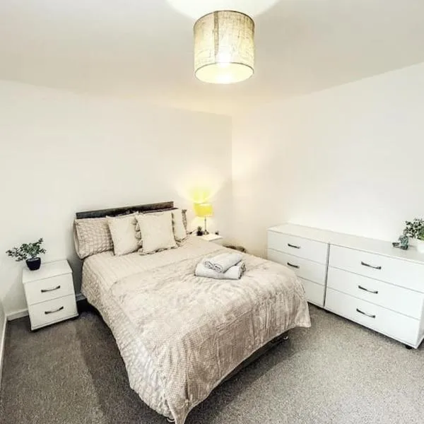 3 Bedroom, Lancashire Townhouse, a base to explore，位于Upholland的酒店