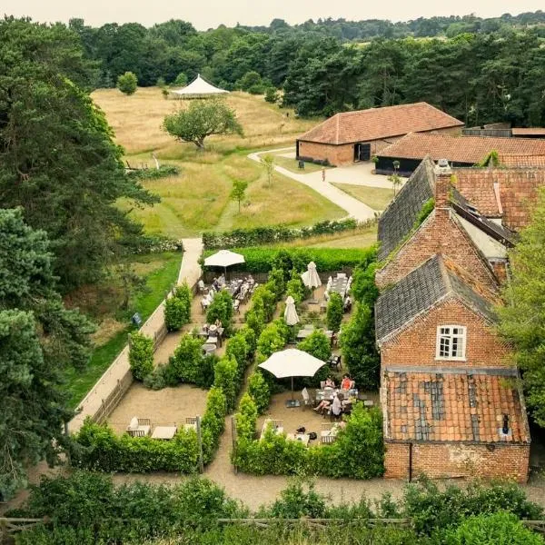Fritton Lake - The Clubhouse，位于大雅茅斯的酒店