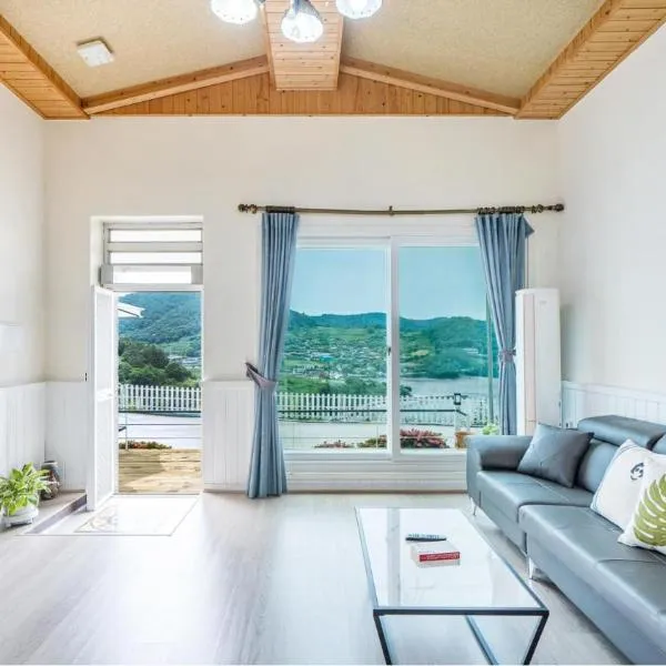 Yeosu Sky Pension，位于丽水市的酒店