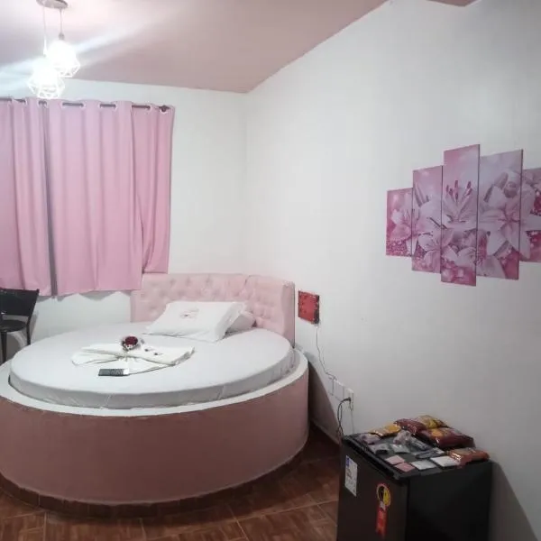 Hotel canal hum samambaia，位于巴西利亚的酒店