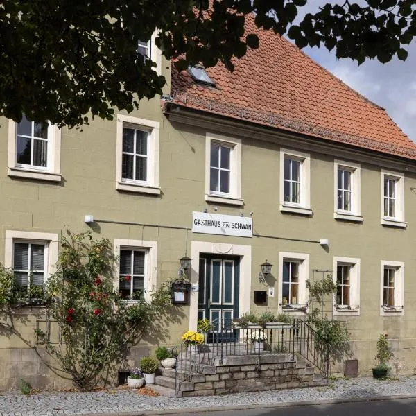 Gasthaus zum Schwan，位于Castell的酒店