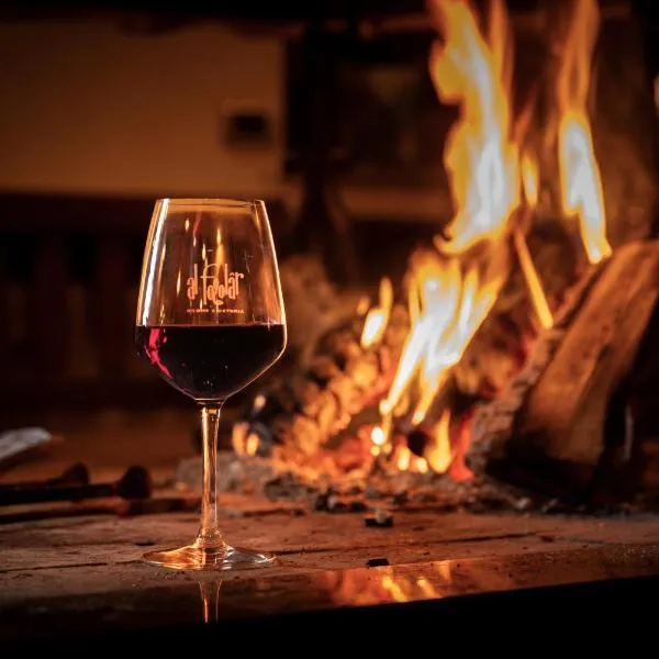 Al Fogolâr Rooms & Osteria with Saunaland，位于托尔梅佐的酒店