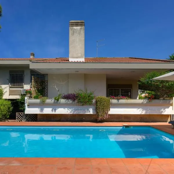 Villa Marisa，位于弗雷杰内的酒店