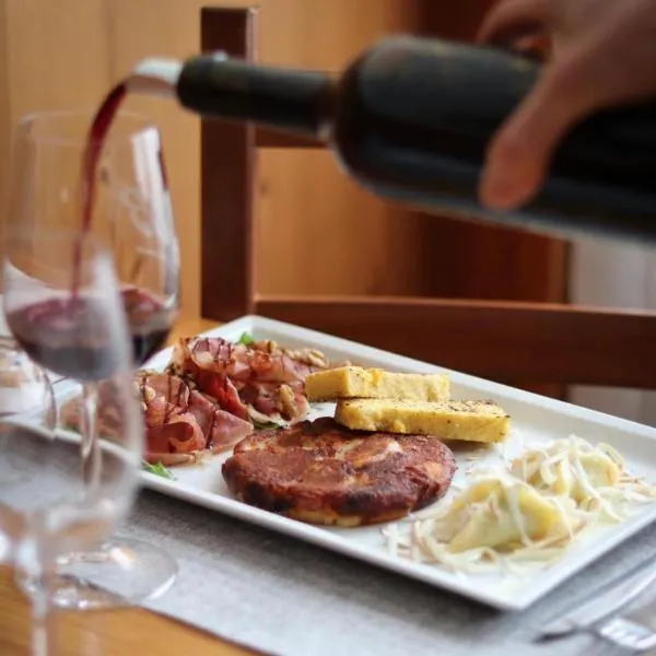 Al Benvenuto Hotel & Restaurant，位于托尔梅佐的酒店