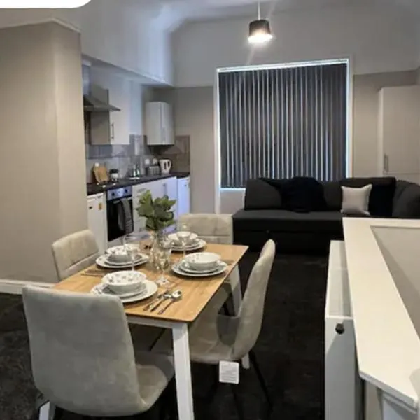 Apartment 3, Wilmur Court，位于拉尔的酒店