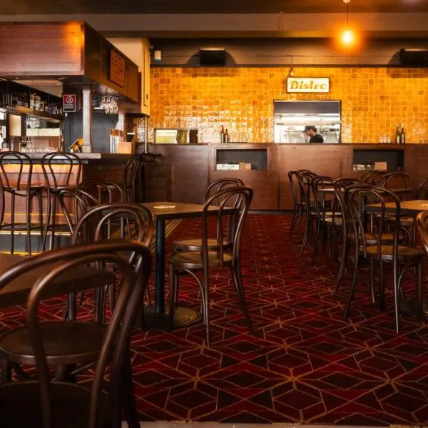 Bat and Ball Hostel，位于悉尼的酒店