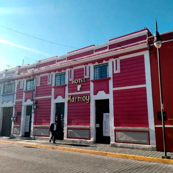 Hotel Marmoy，位于乔卢拉的酒店
