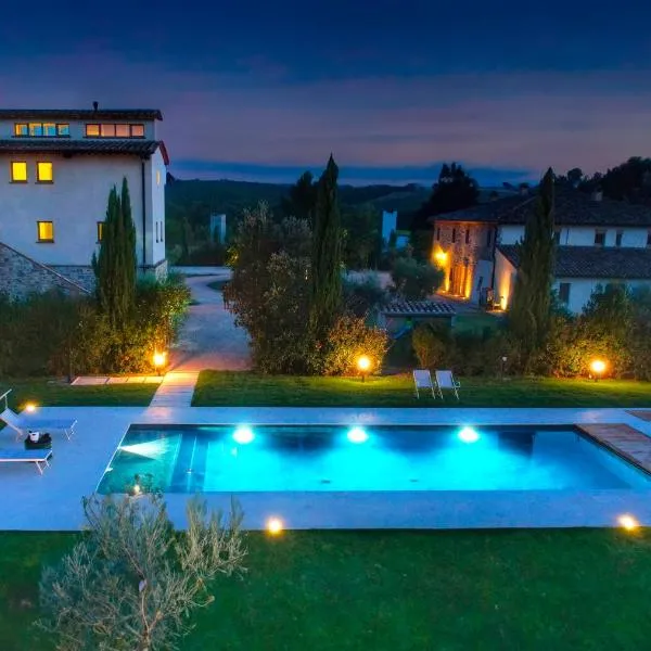 Tenuta Morcella tra Todi e Perugia con piscina in esclusiva，位于Morcella的酒店