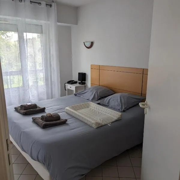 Résidence hôtel des Thermes de Castéra-Verduzan，位于卡斯特拉韦迪藏的酒店