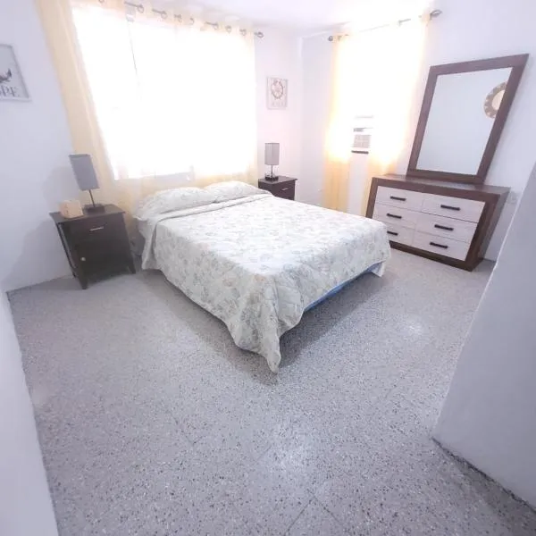 Hidden Gem，位于阿雷西博的酒店