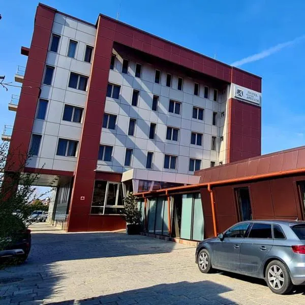 Hotel Grandis Apulum，位于Mioveni的酒店