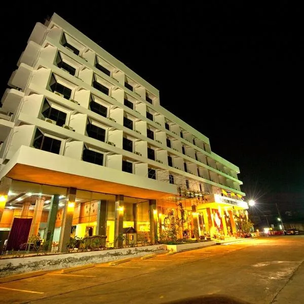 Phayao Northern Lake Hotel，位于帕夭的酒店