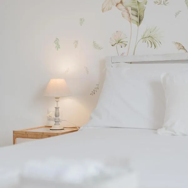 B&B La finestra sul porto，位于托雷斯港的酒店