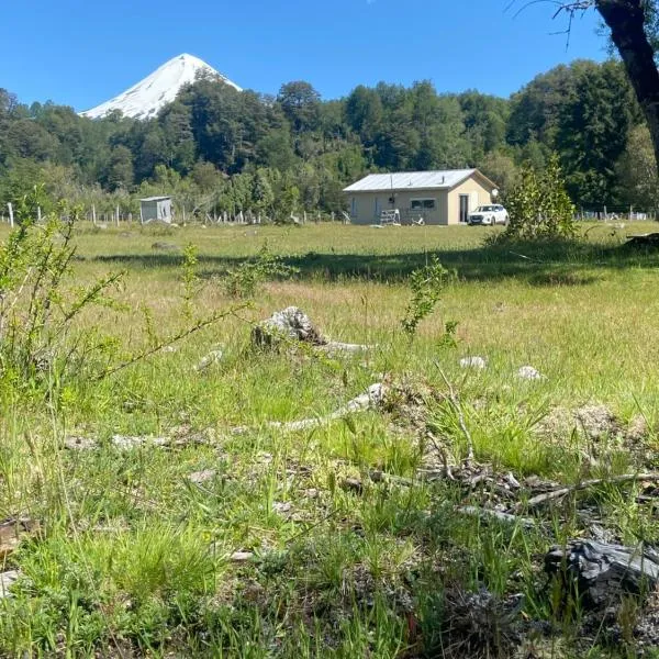 Cabaña rivera del Captrén，位于库拉考廷的酒店