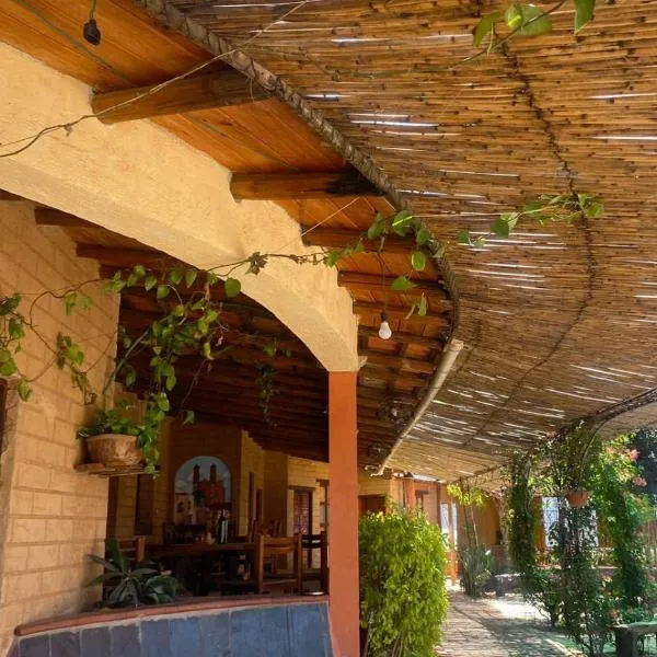 Hotel SPA Campestre Los Adobes，位于塔斯科·德·阿拉尔孔的酒店