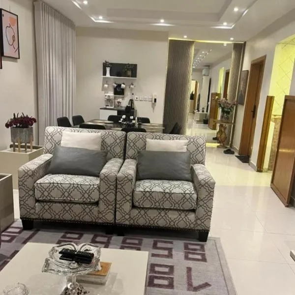شقة أنيقة واسعة 3 غرف Vip - وصول ذاتي，位于利雅德的酒店