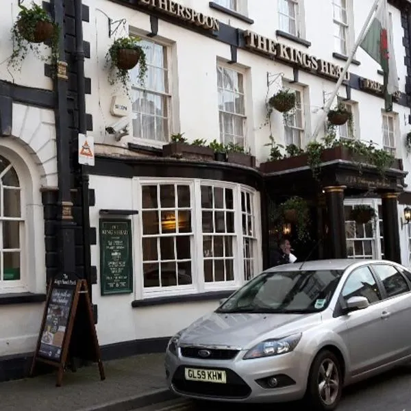 The King's Head Hotel - JD Wetherspoon，位于克利尔威尔的酒店